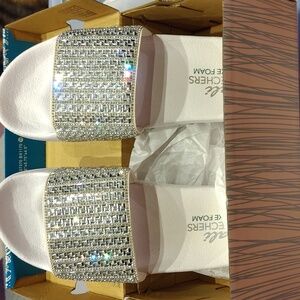 Sketchers women's size 11 slide sandals